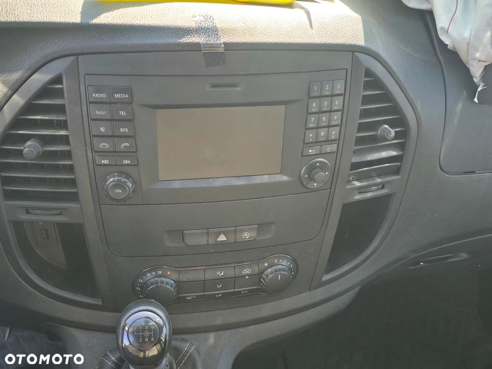 Mercedes-Benz Vito - 11