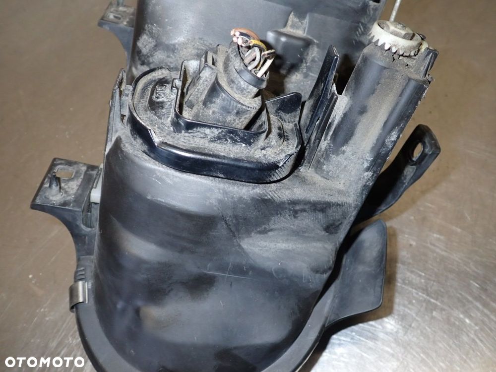 LAMPA LEWA PRZEDNIA VOLKSWAGEN GOLF IV - 5