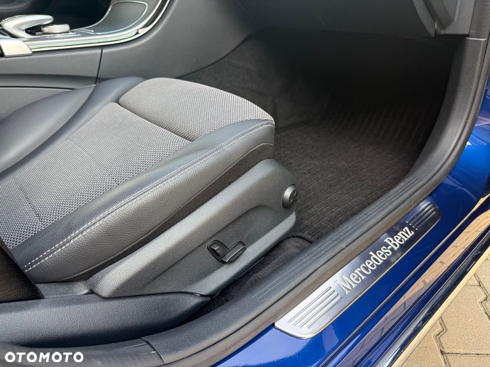 Mercedes-Benz Klasa C 180 (BlueEFFICIENCY) 7G-TRONIC Avantgarde - 15