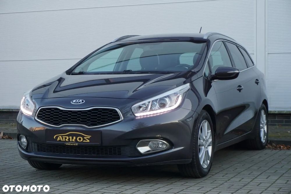 Kia Ceed - 25