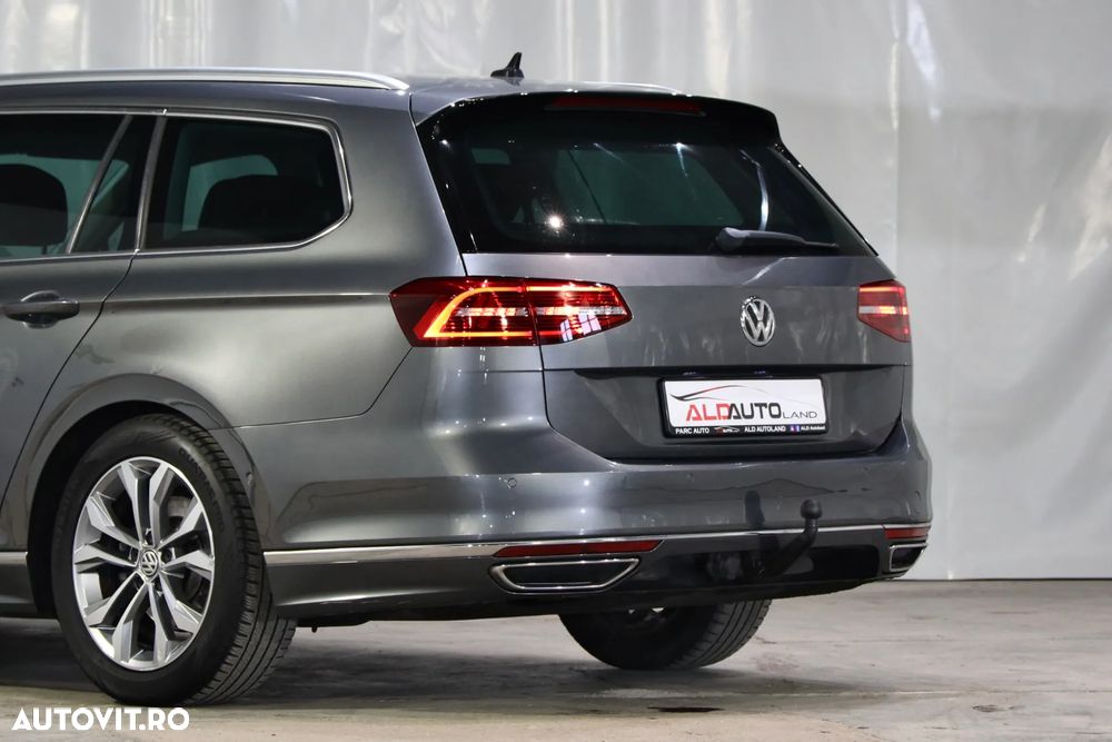 Volkswagen Passat 1.6 TDI SCR DSG Comfortline - 29