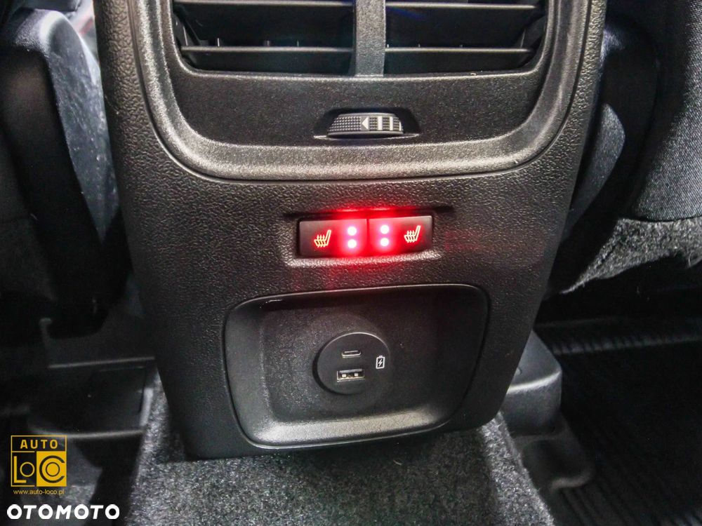 Ford Kuga 1.5 EcoBoost FWD ST-Line - 29