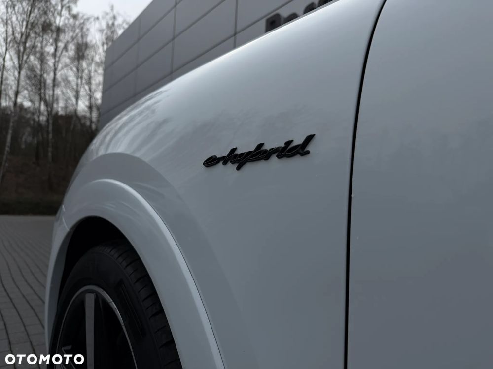 Porsche Cayenne - 9
