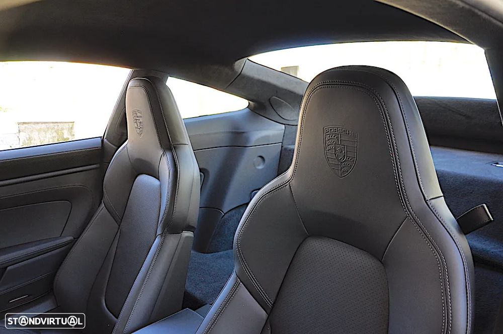 Porsche 911 (992) GT3 Touring Package - 31