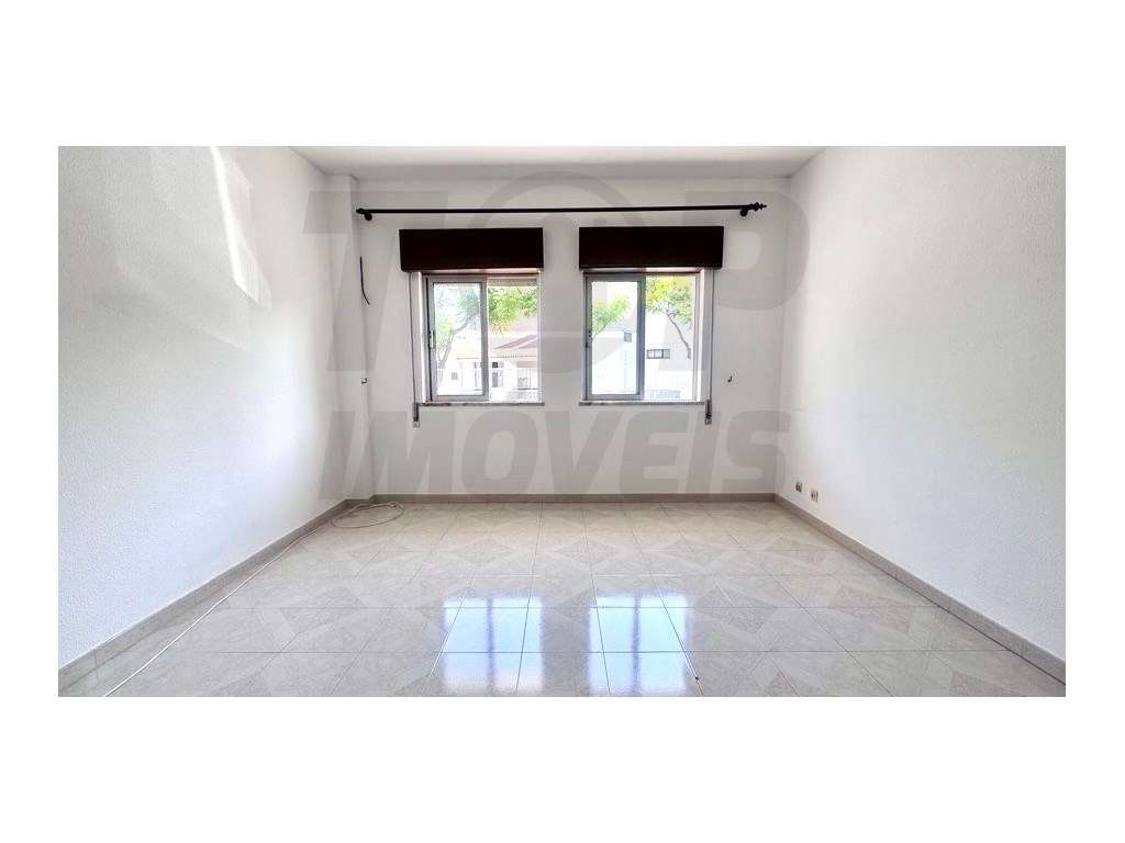 Apartamento T2 - Centro de Loulé - 268.000€ - Grande imagem: 2/13