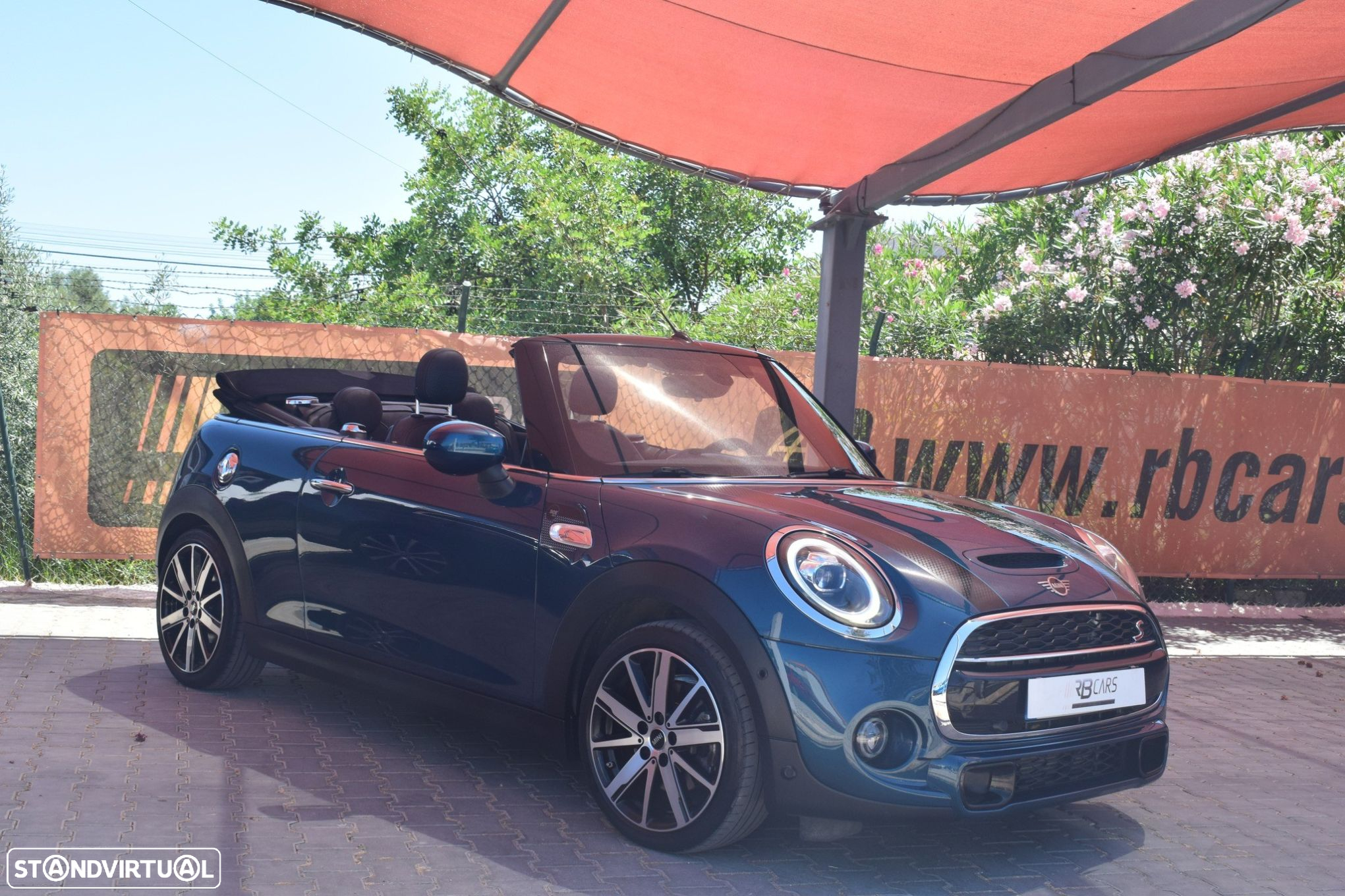 MINI Cabrio - 3