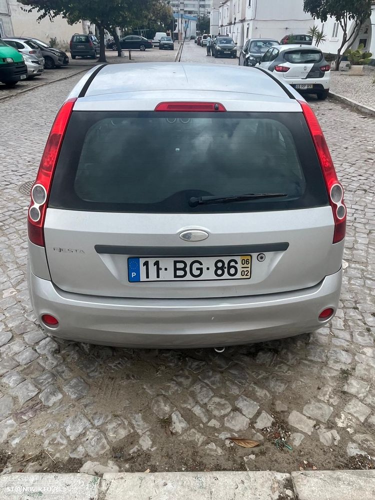 Ford Fiesta 1.25 Trend - 2