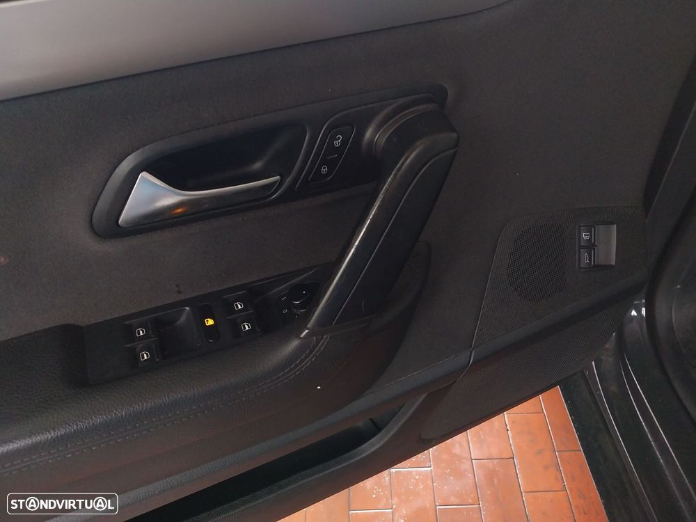 VW Passat CC 2.0 TDi Blue - 3