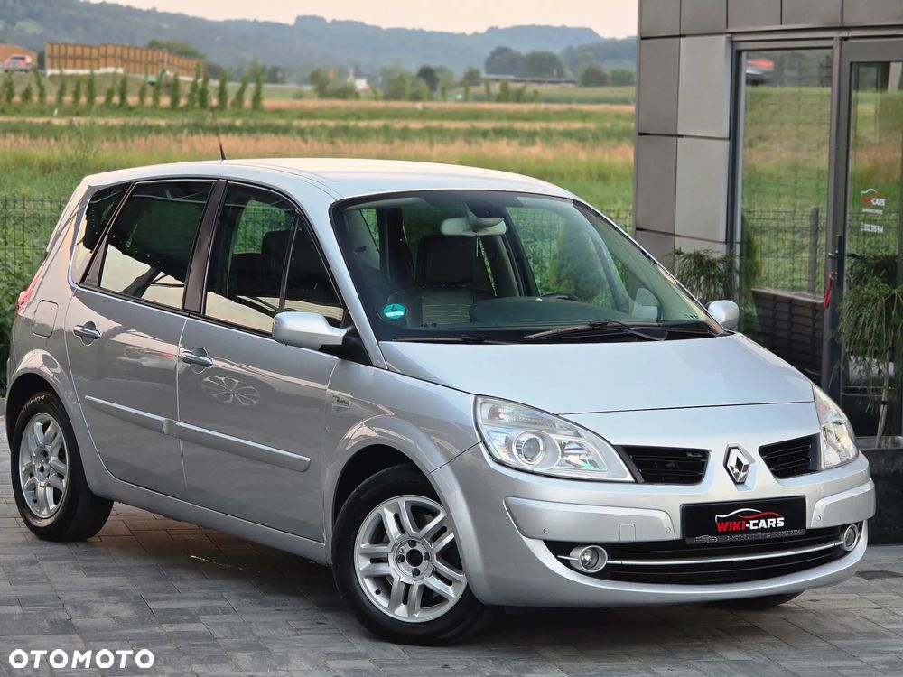 Renault Scenic 2.0 16V Luxe Expression - 10
