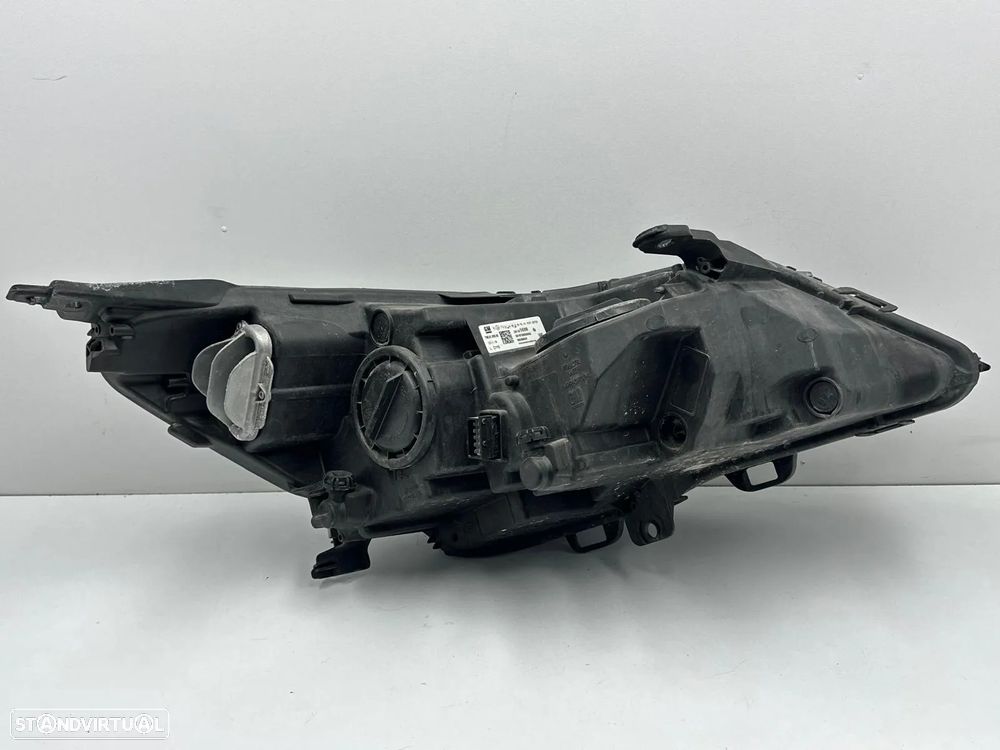 Frente Completa - Opel Astra K (2019) - 19