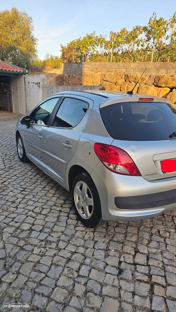Peugeot 207 1.4 16V Sport - 2