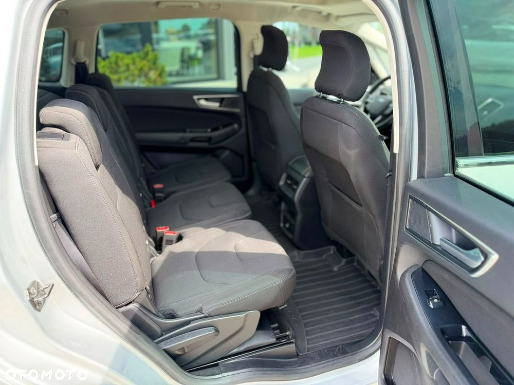 Ford S-Max - 34