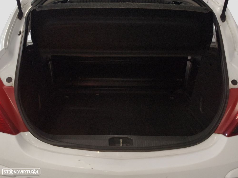Opel Corsa Van 1.3 Cdti 75cv ---IVA DEDUTÍVEL--- - 29