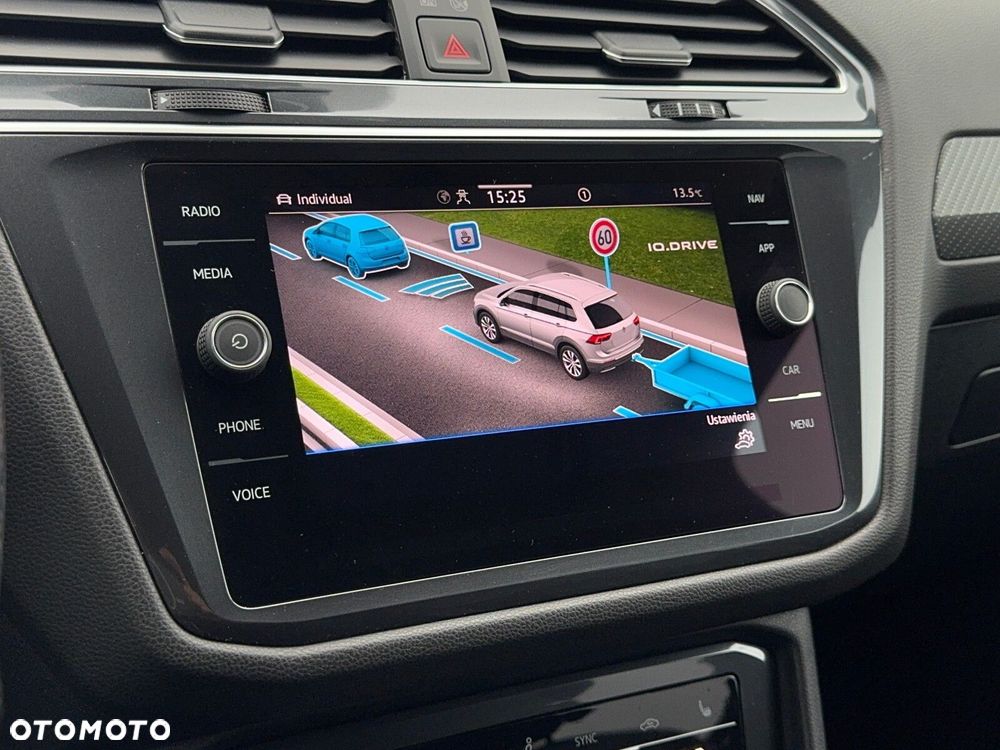 Volkswagen Tiguan Allspace 2.0 TDI 4Mot R-Line DSG - 30