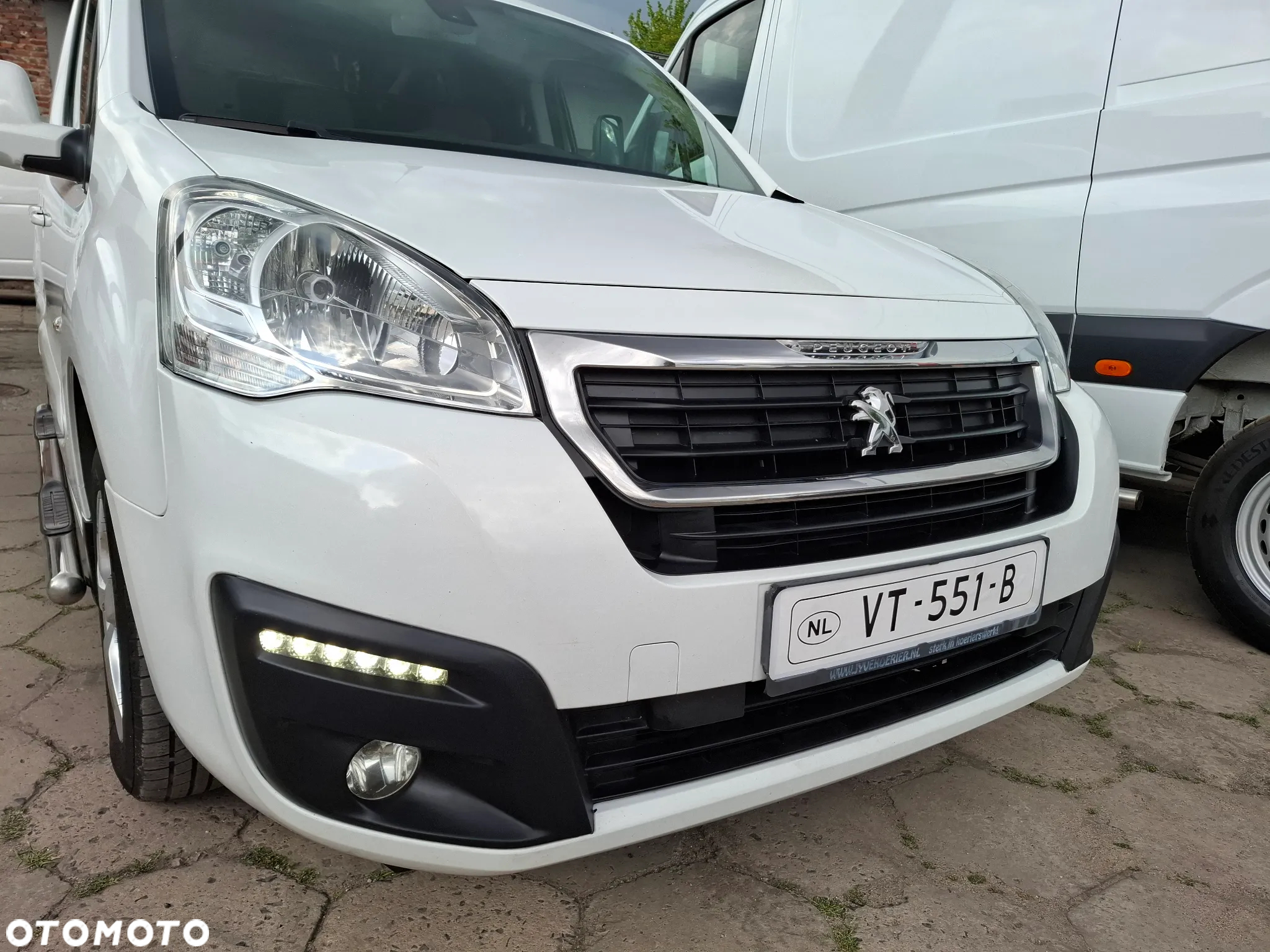 Peugeot Partner 2016 LIFT LONG DŁUGI KLIMA 3OSOBOWY - 6
