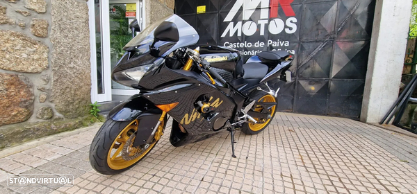 Kawasaki ZXR  NINJA