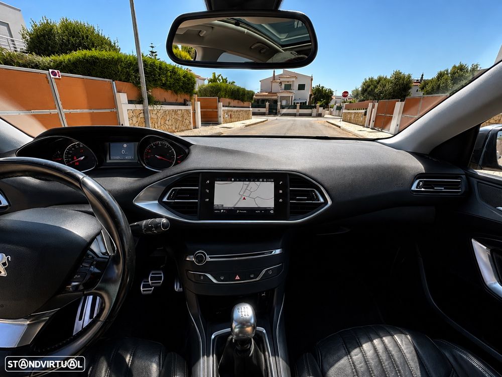 Peugeot 308 1.2 PureTech Allure Full LED - 8