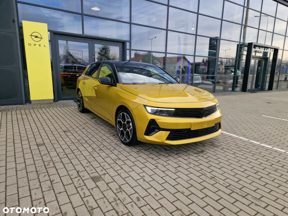 Opel Astra 1.2 T GS Line S&S - 12