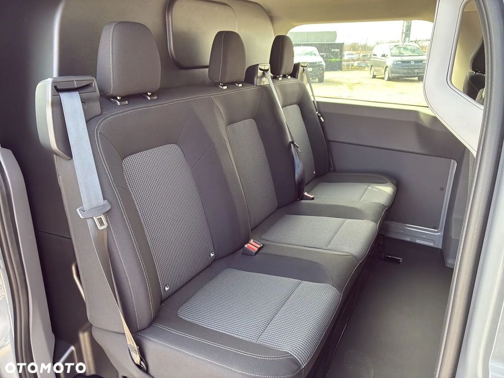 Volkswagen Transporter T7 Furgon Plus/6 osob./AUTOMAT  2,0 l TDI 170 KM r. o. 3500 mm - 14