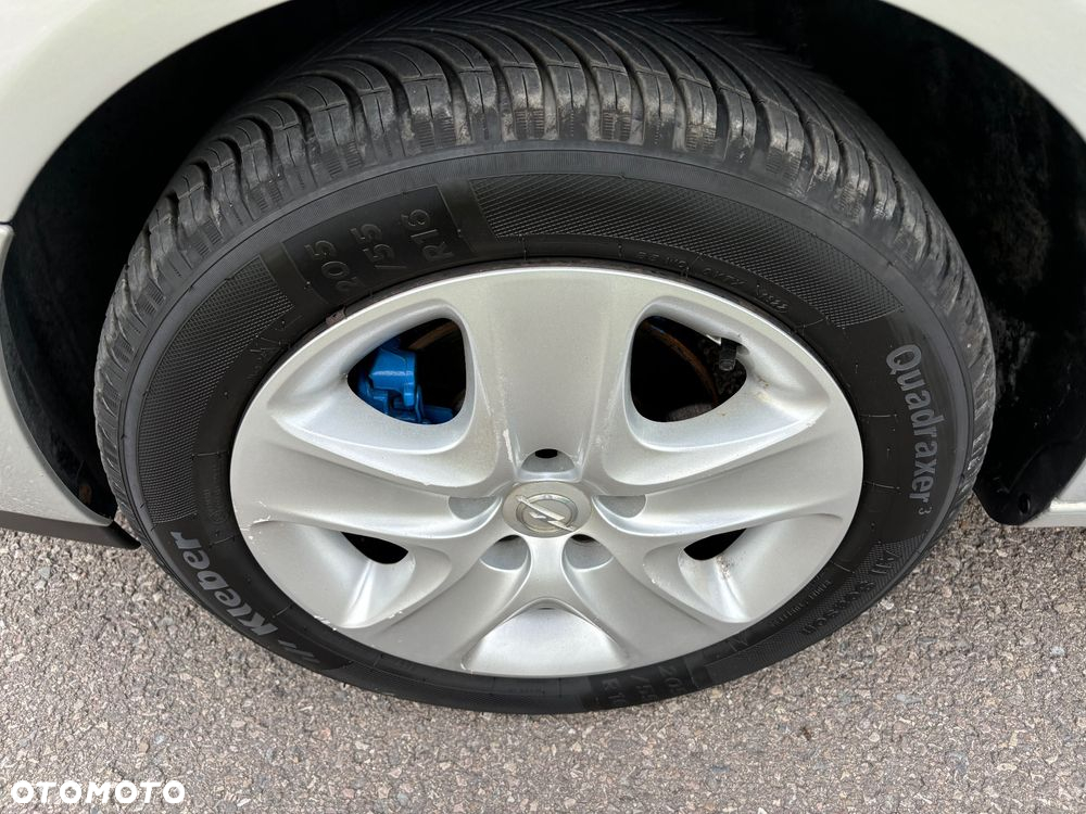Opel Astra III 1.4 Enjoy - 28