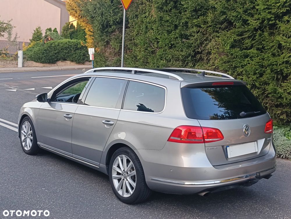 Volkswagen Passat 2.0 TDI 4Motion DSG BlueMotion Tech Business Edition - 4