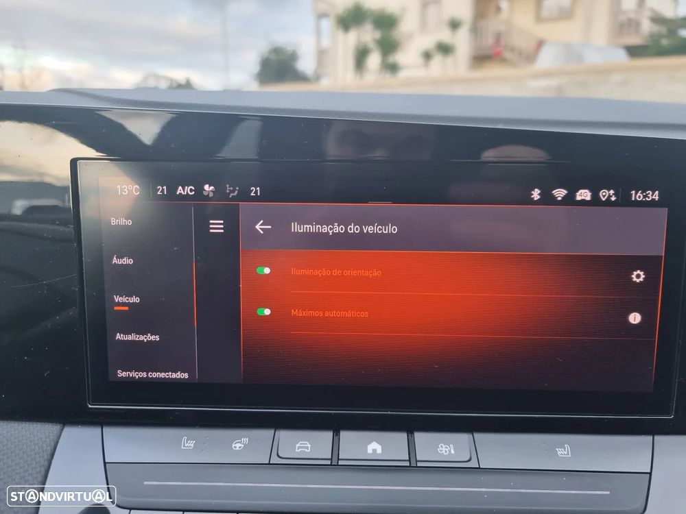 Opel Astra 1.2 T GS Line S/S - 19