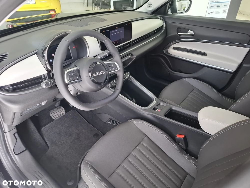 Fiat 600 1.2 Turbo La Prima eDCT - 9