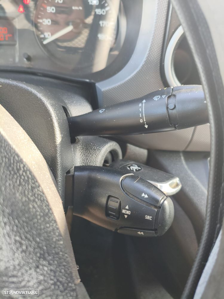 Citroën BERLINGO 1.6HDI LONGA 3 LUG - 16