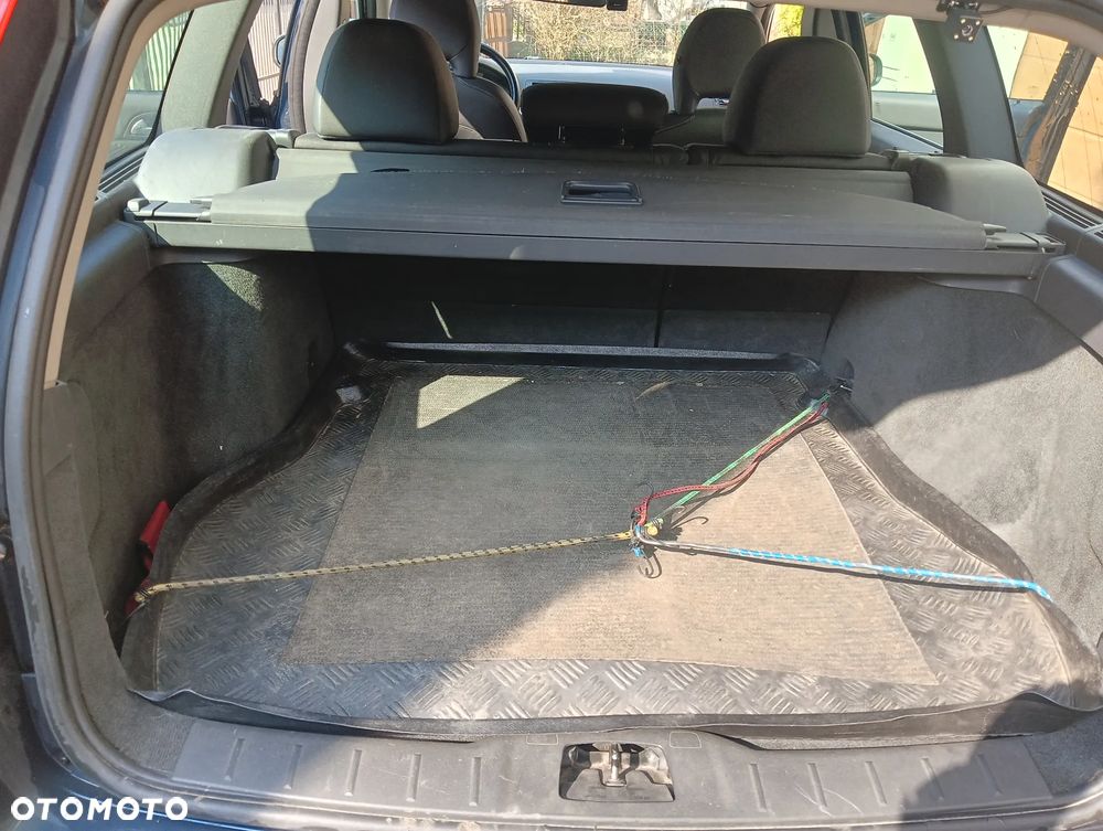 Volvo V50 1.6 Momentum - 21