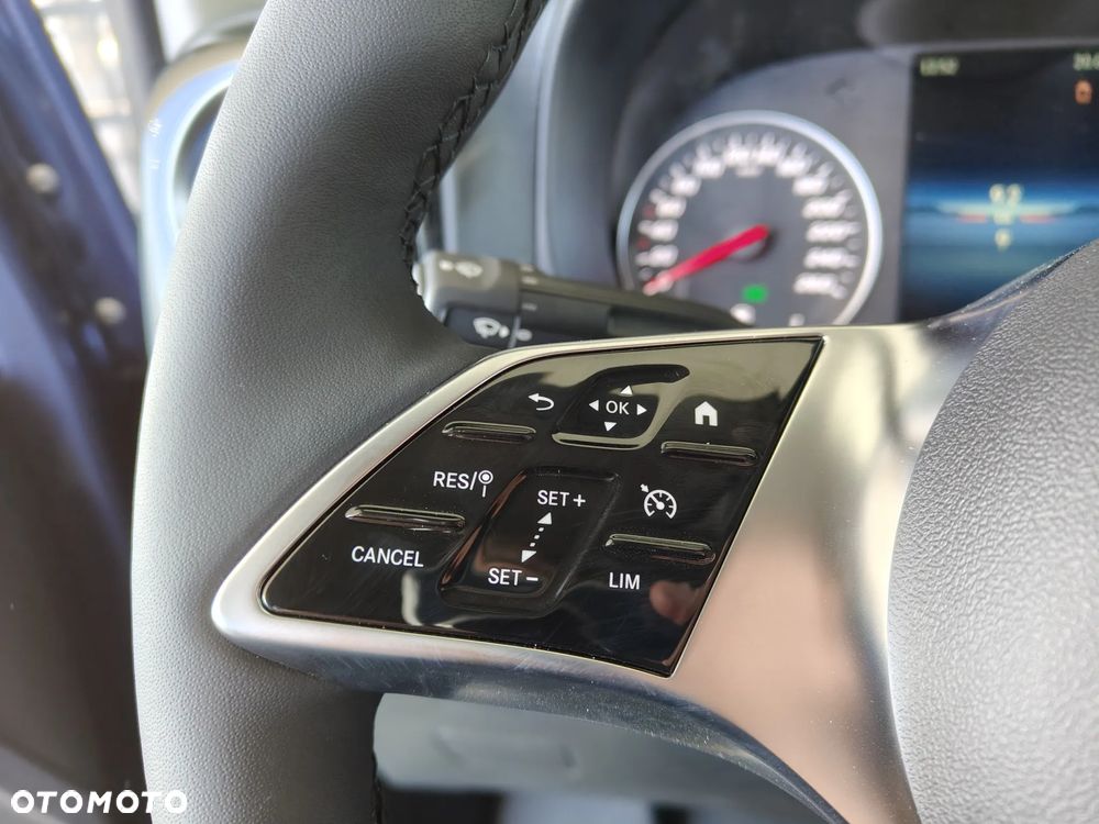 Mercedes-Benz Vito - 17