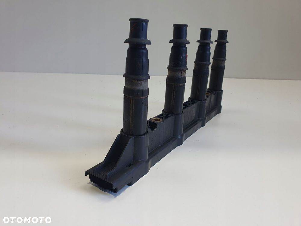 CEWKA ZAPŁONOWA Peugeot 207 1.4 16V _ delphi 1104091 - 3