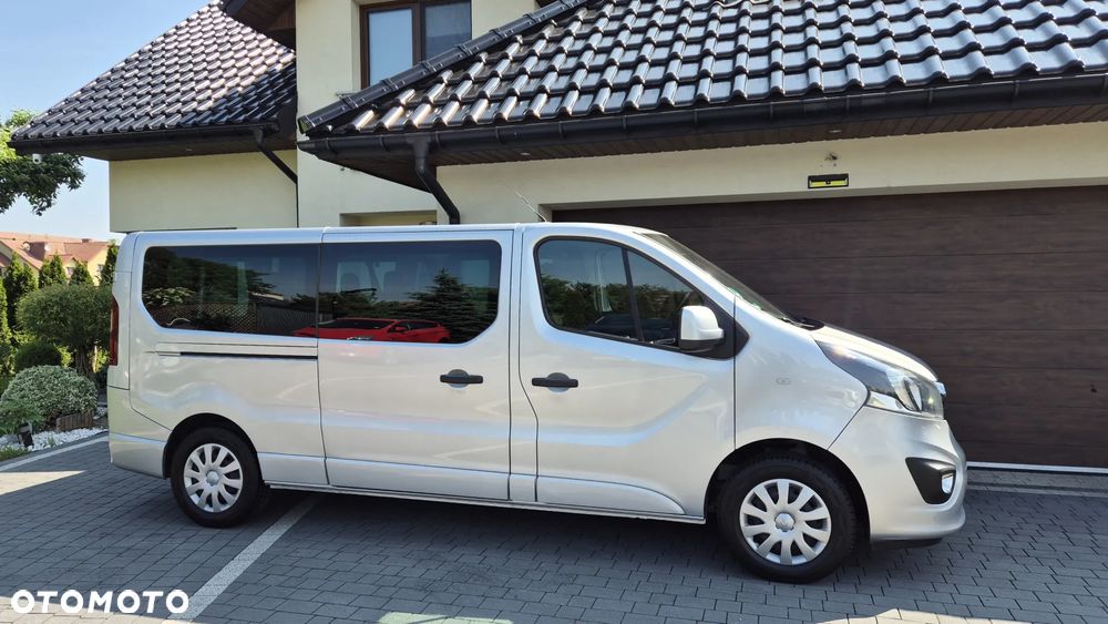 Opel Vivaro L2H1 2,9t Elegance Business - 32