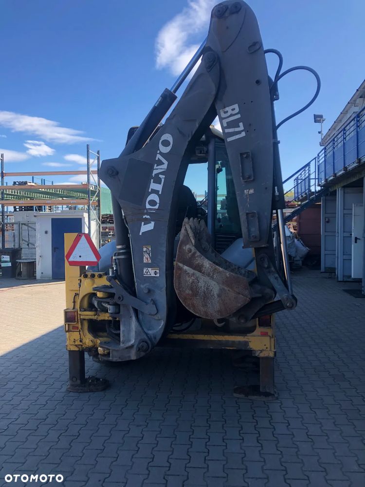 Volvo BL71 - 5