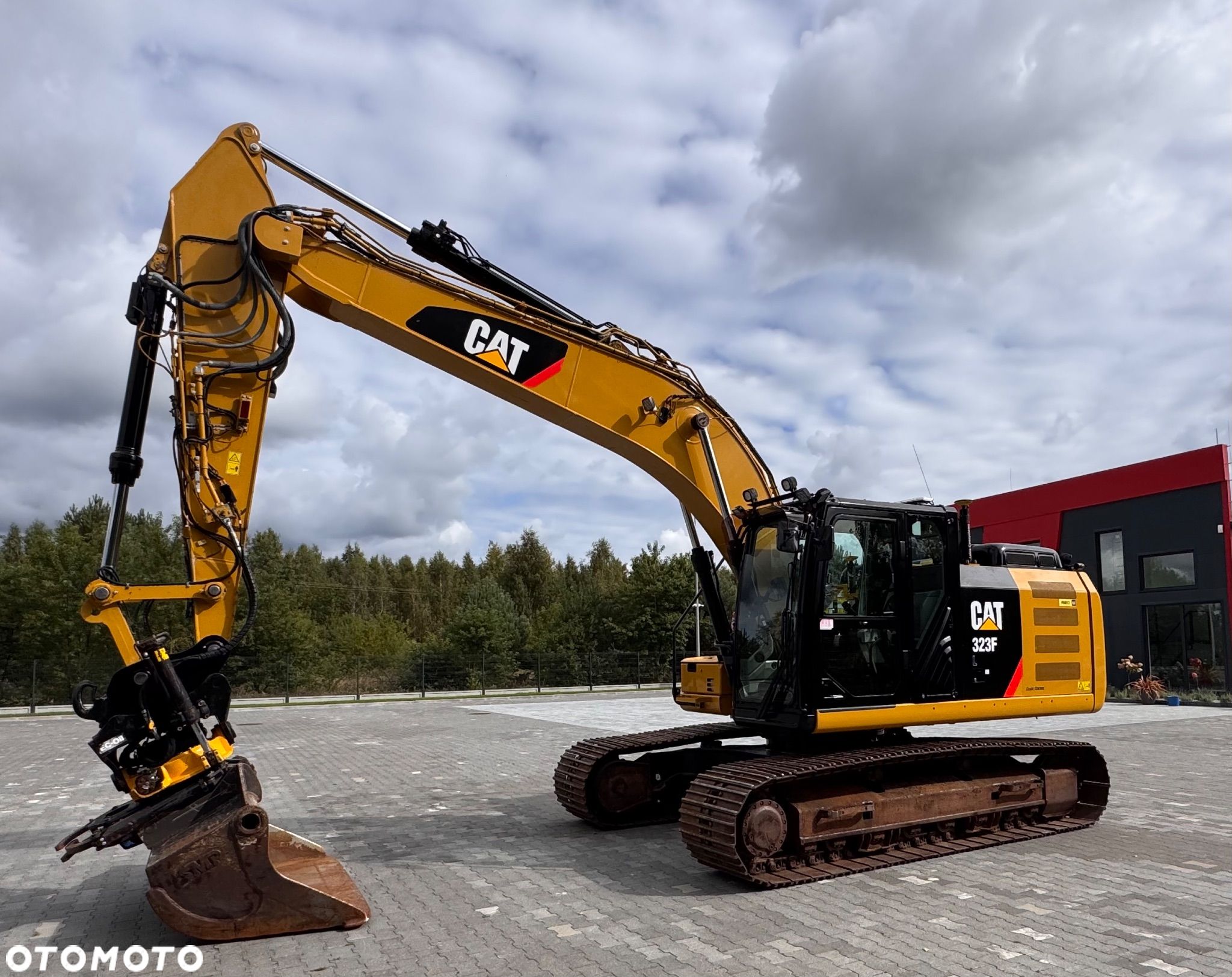 Caterpillar 323FL Cat|2016|6100mtg| rototilt ze szczypcami|system 3D LEICA| - 1