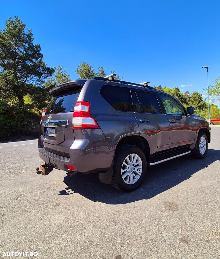 Toyota Land Cruiser 2.8l Turbo D-4D A/T AVS Luxury - 6
