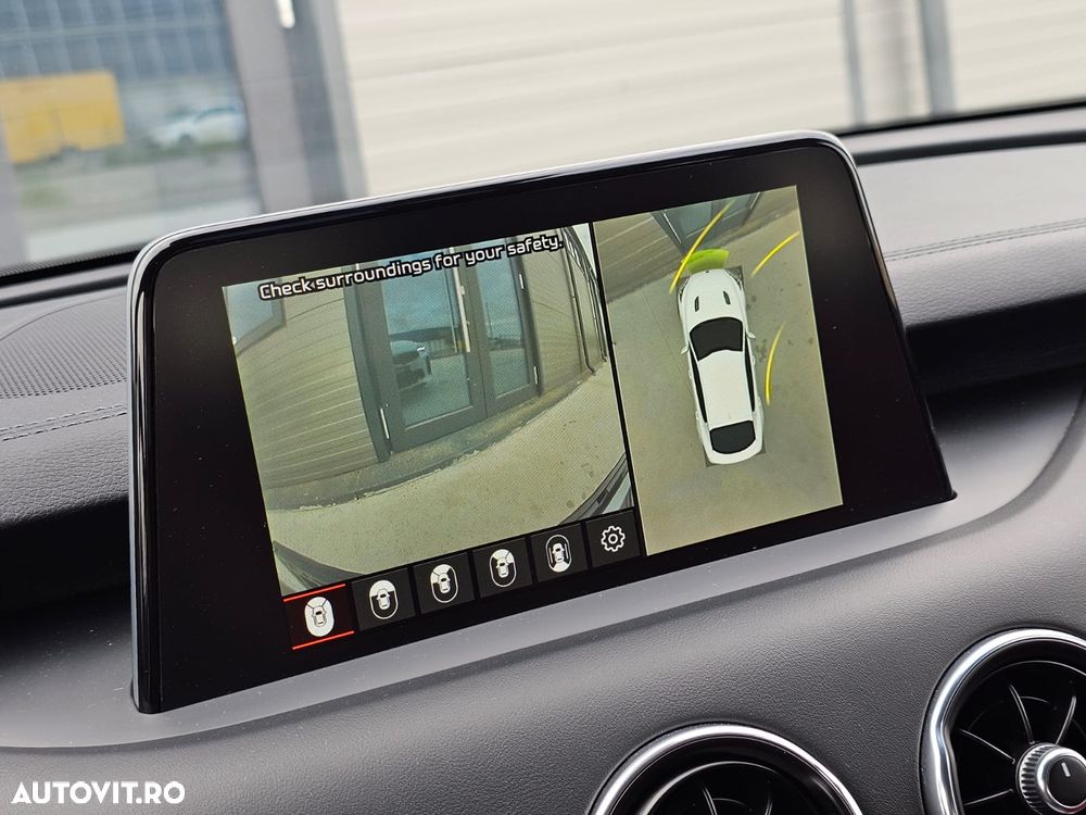 Kia Stinger 2.2 CRDI AWD GT Line - 28