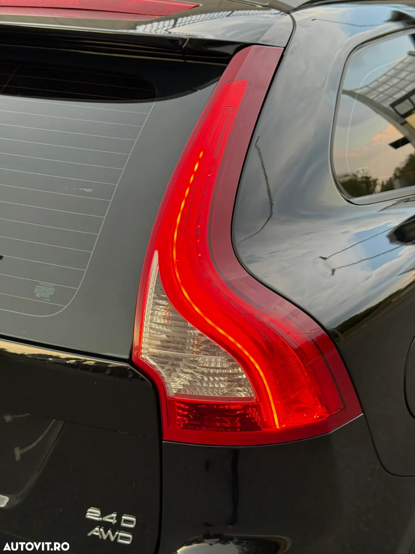 Volvo XC 60 2.4D AWD Kinetic - 26