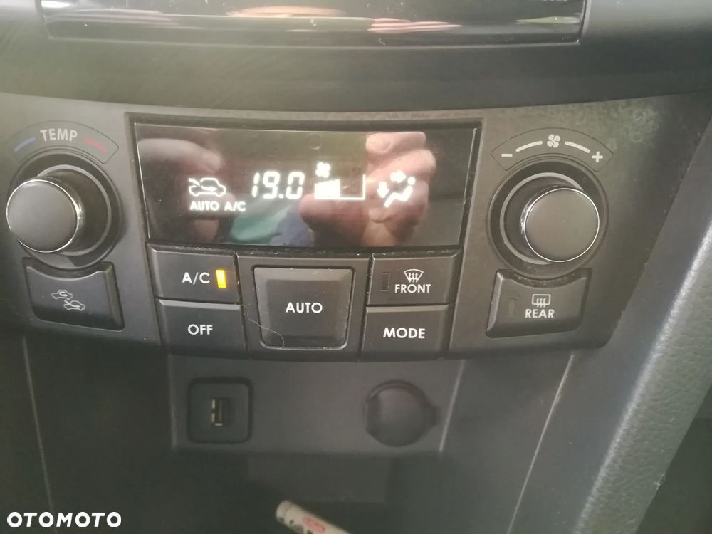 Suzuki Swift 1.3 DDiS 16v GL Airco DPF - 11