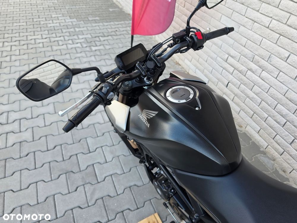 Honda CB - 15