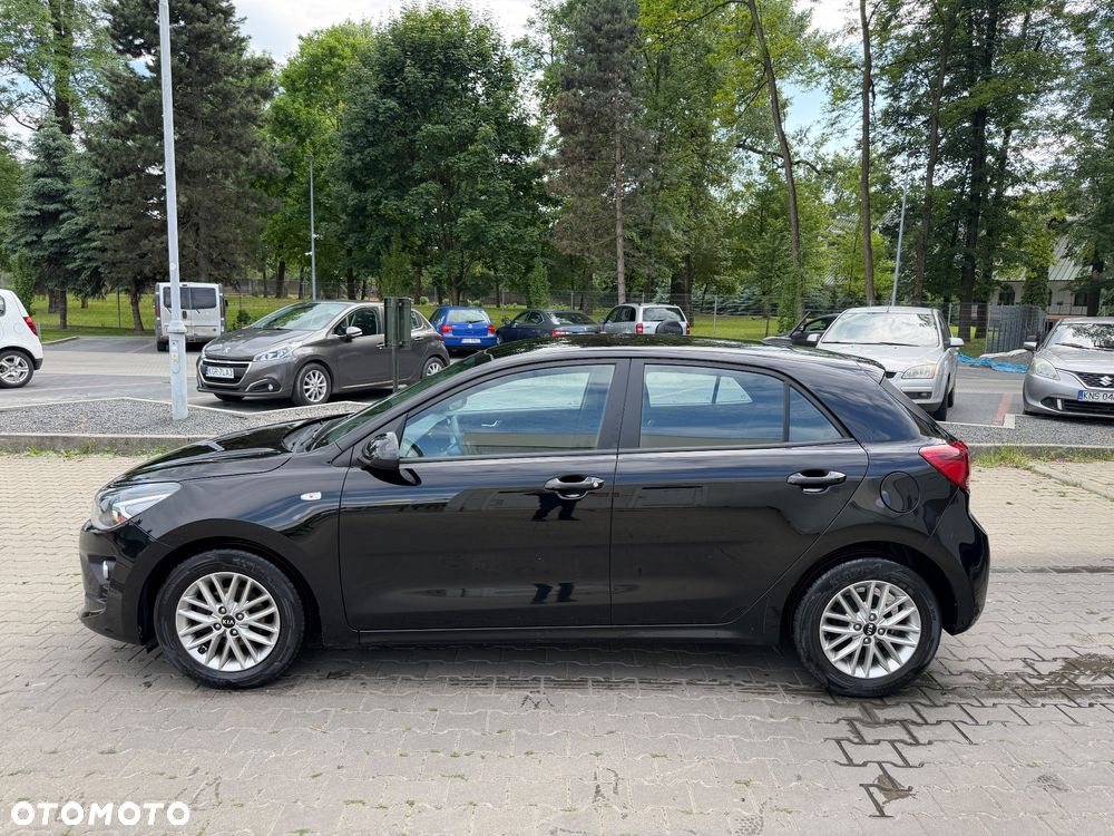 Kia Rio 1.2 M - 12
