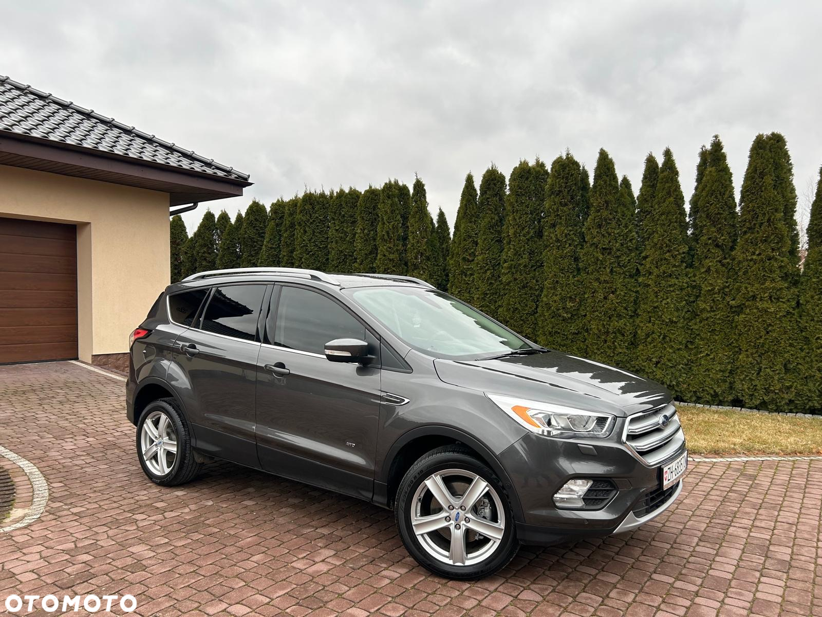 Ford Kuga 2.0 TDCi 4WD Trend - 36