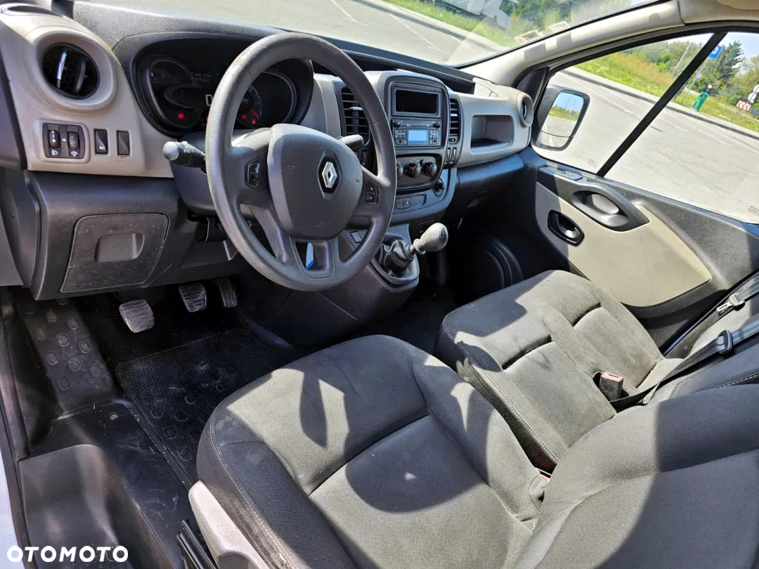 Renault Trafic - 18