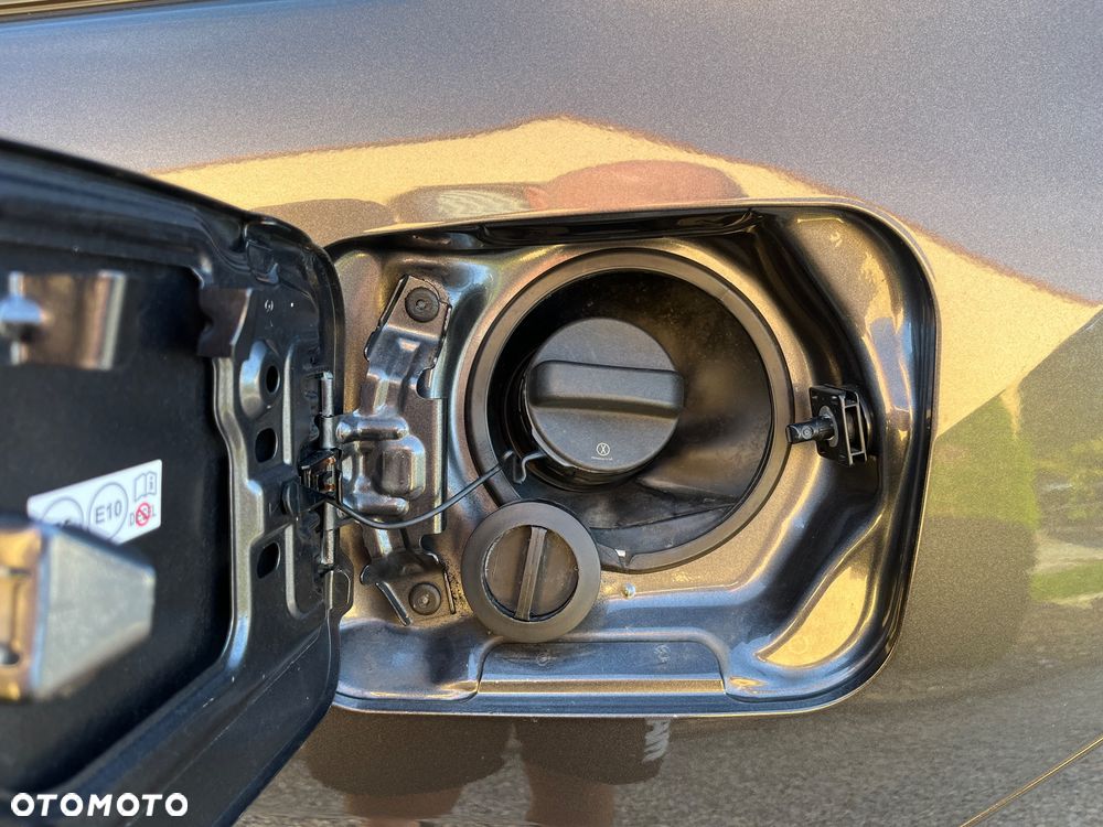 Toyota RAV4 2.5 Hybrid Selection 4x4 - 6