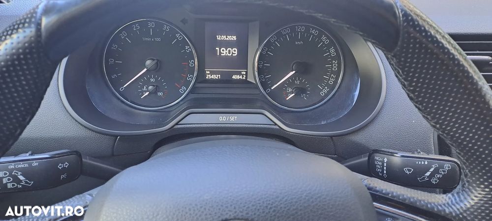 Skoda Octavia - 3