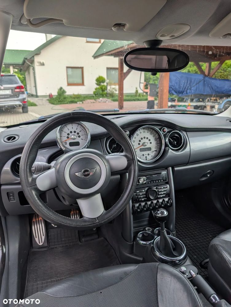 MINI Cooper Standard - 5