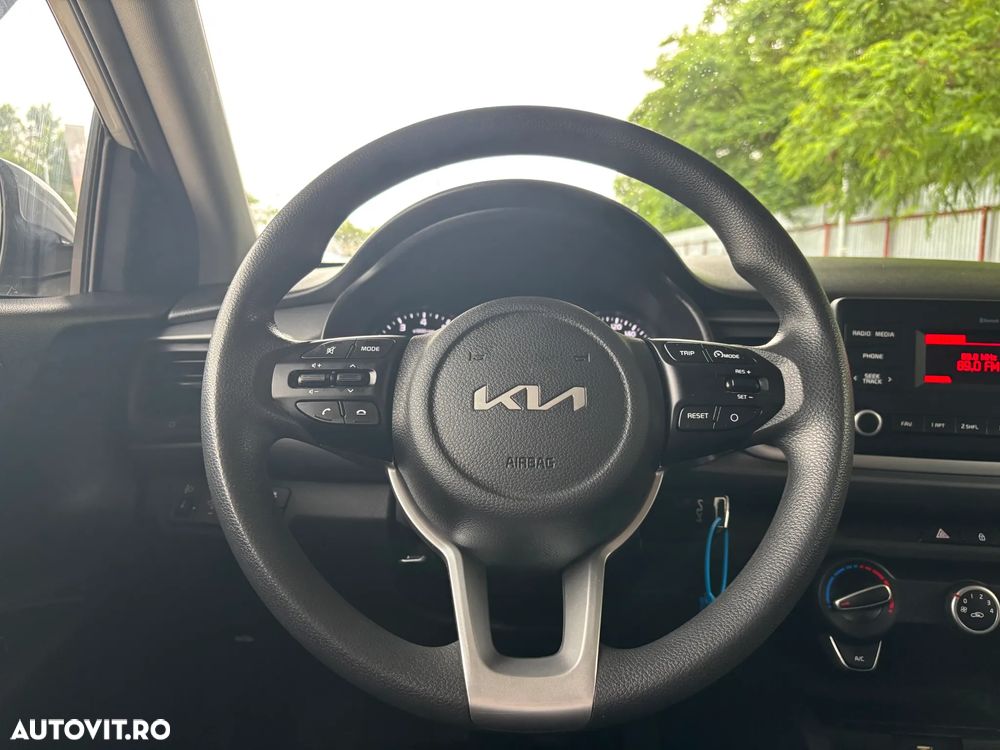 Kia Rio 1.2 MPI 5MT Urban - 13