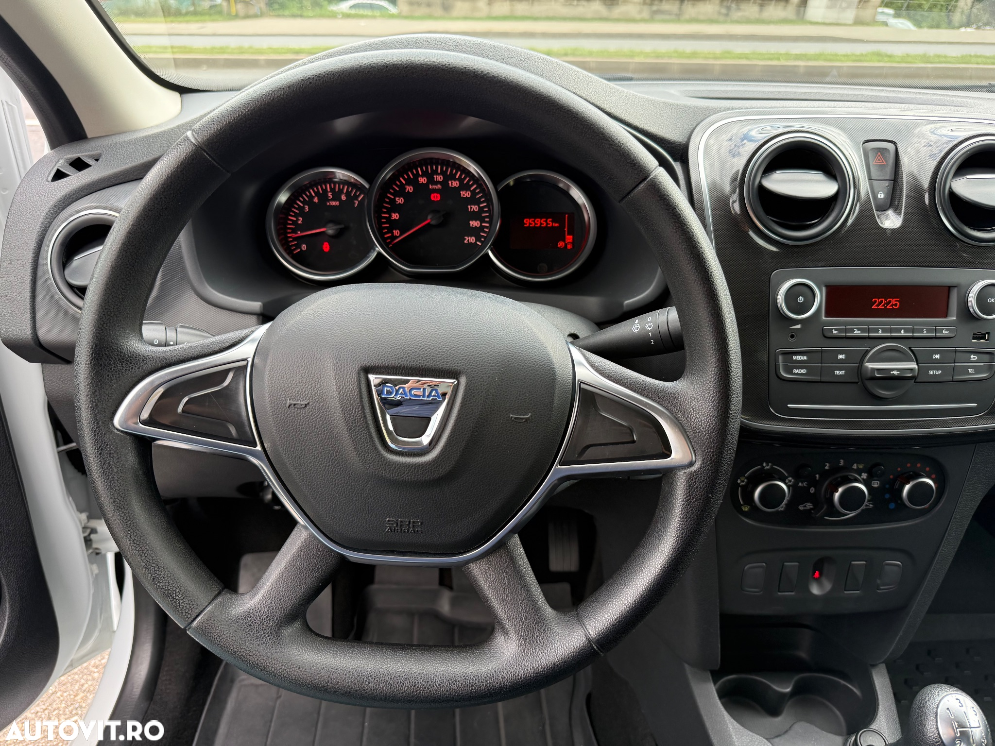 Dacia Logan 1.5 Blue dCi Laureate - 8