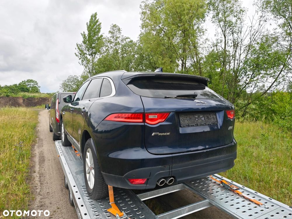 Jaguar F-Pace 2.0 i4D AWD Prestige - 3