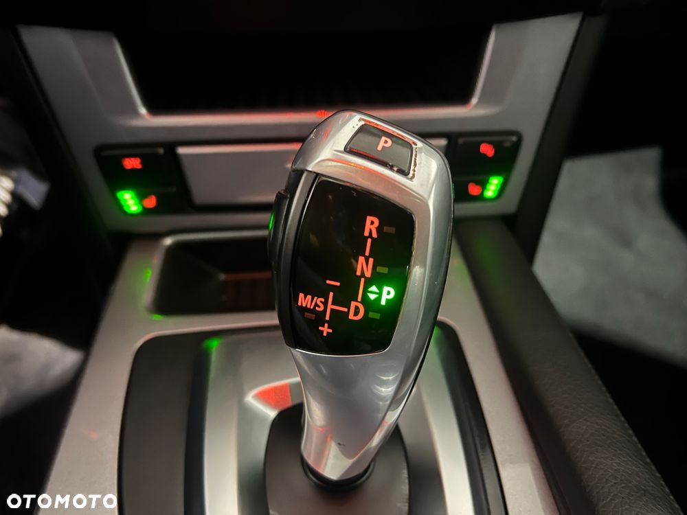BMW Seria 5 520d Edition Fleet Sport - 37