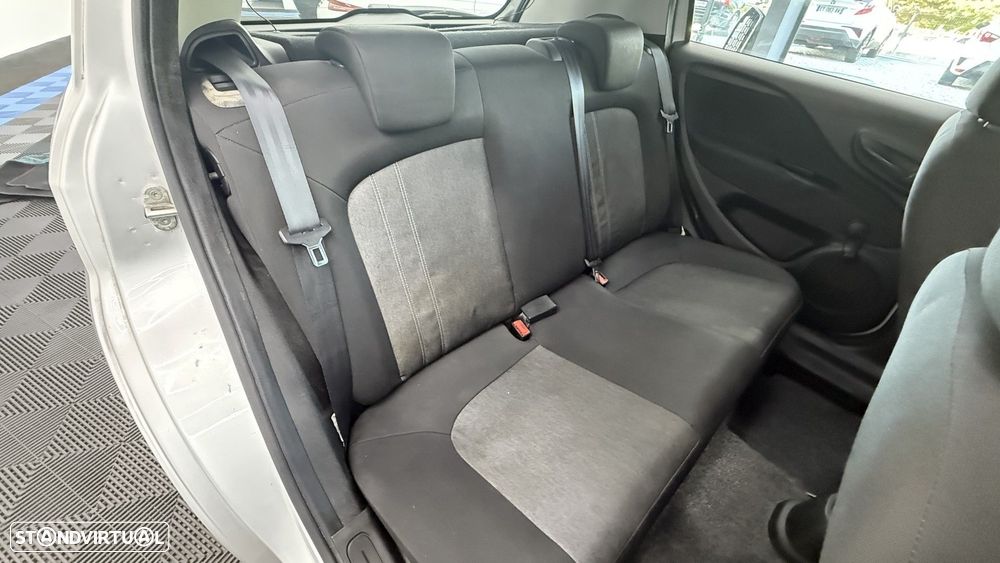 Fiat Punto 1.2 Easy S&S - 19